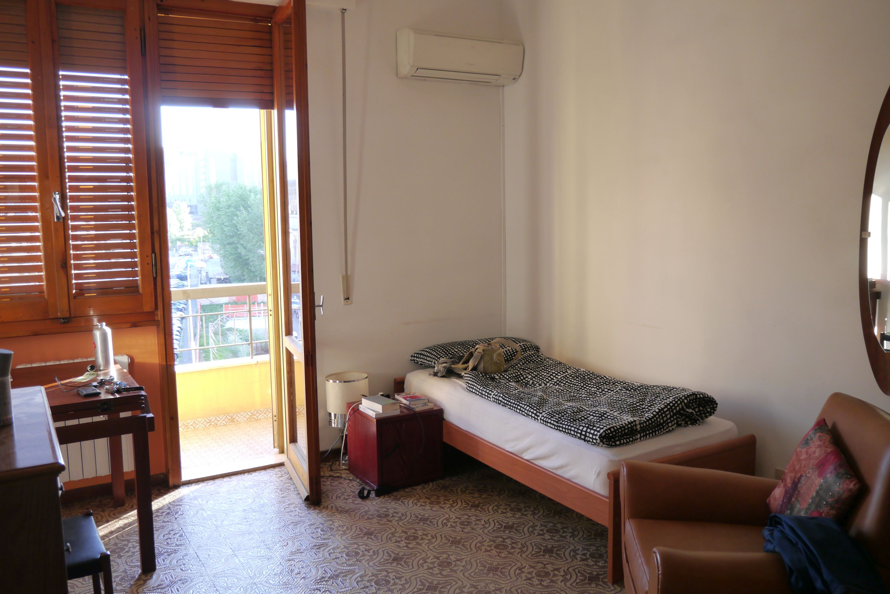 Zimmer in einem Appartement in Novoli