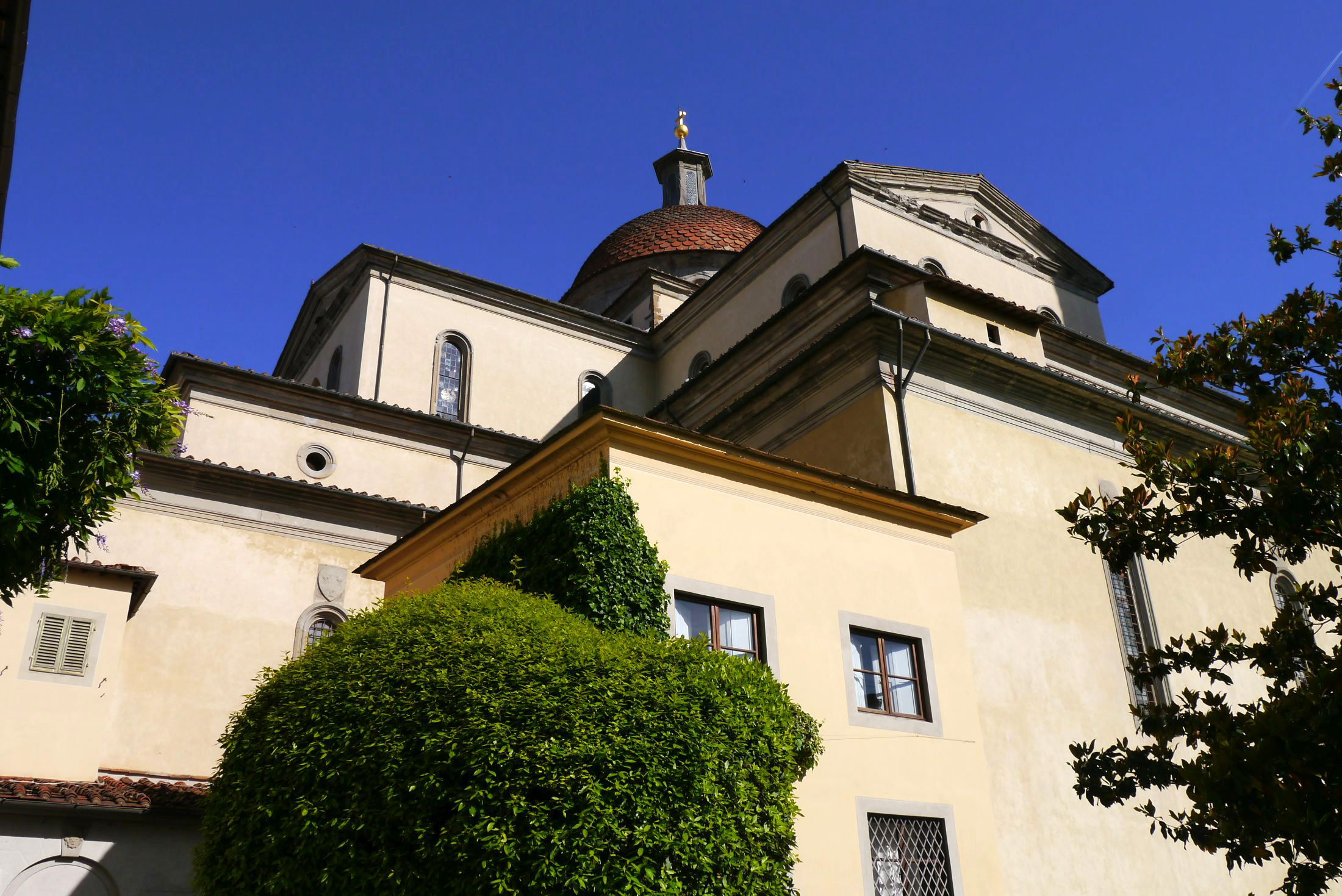 Garten des Palazzo Frescobaldini und Santo Spirito