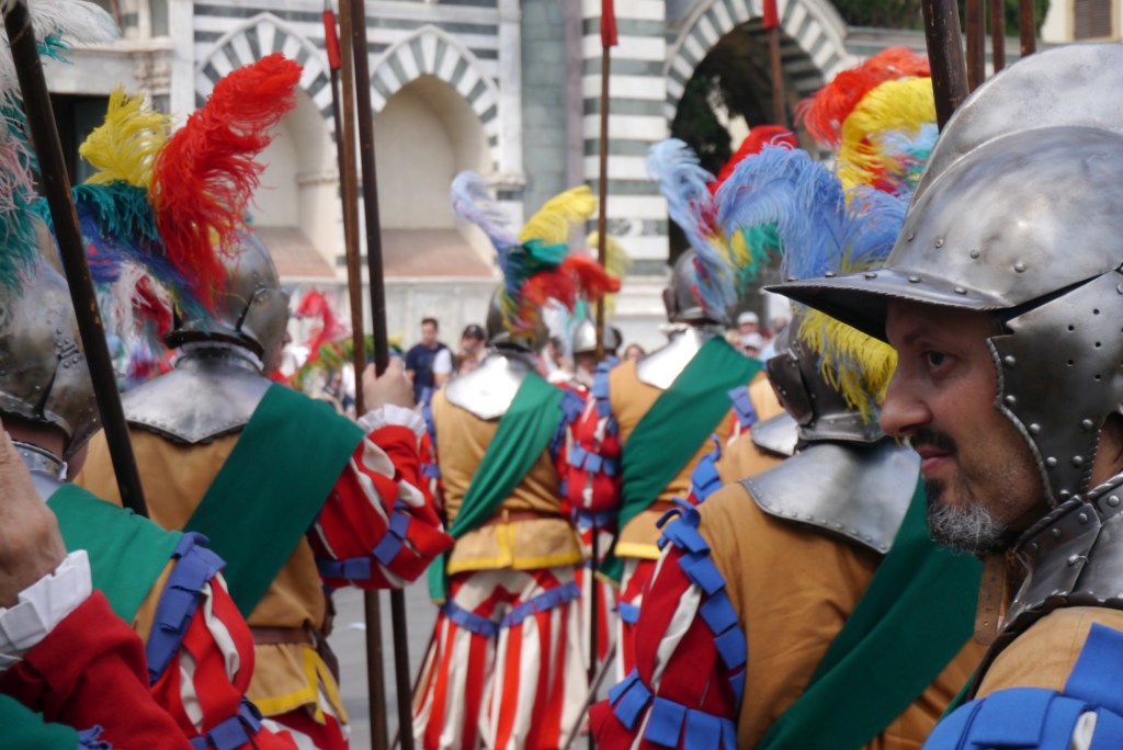 Parade auf der Piazza di Santa Maria Novella
