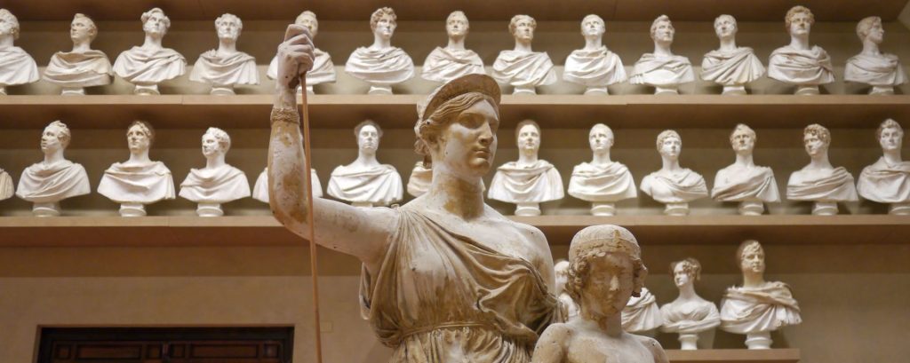 Gipsfiguren der Gipsoteca Bartolini in der Accademia di Belle Arti