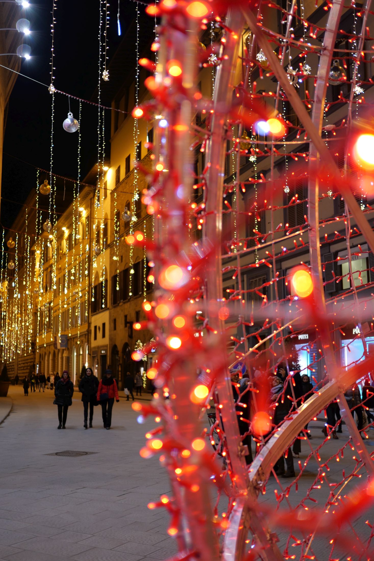 Weihnachtsbeleuchtung in der Florentiner Via Tornabuoni