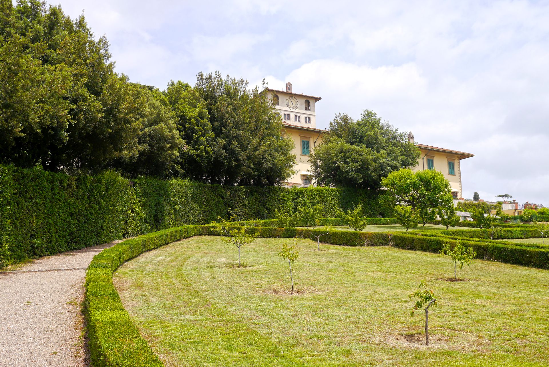 Blick zur Villa Medicea La Petraia vom heutigen Eingang aus