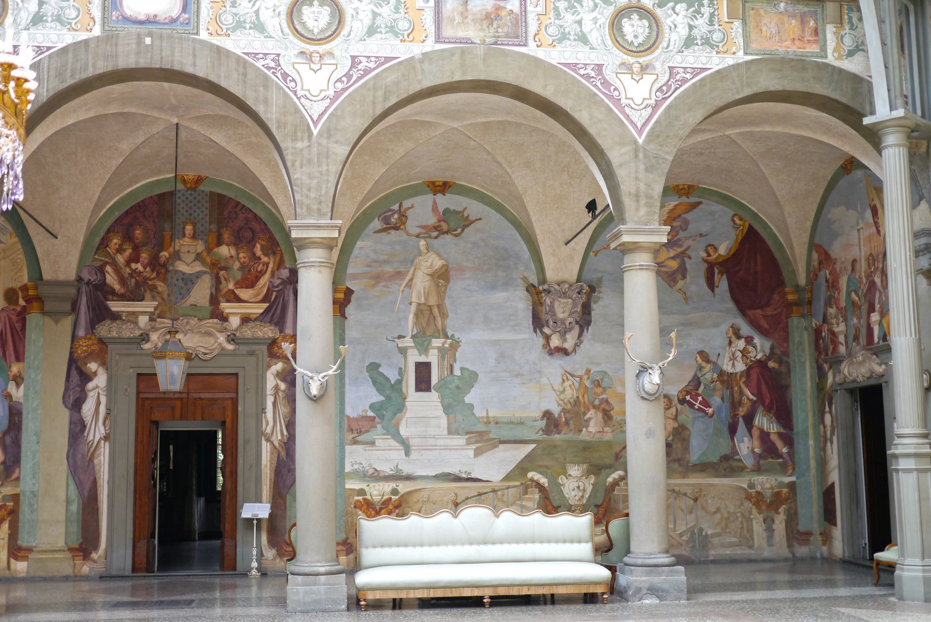 Innenhof der Villa Medicea La Petraia