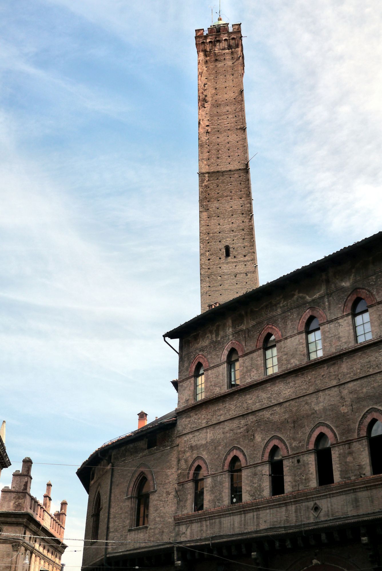 Geschlechterturm Asinelli in Bologna