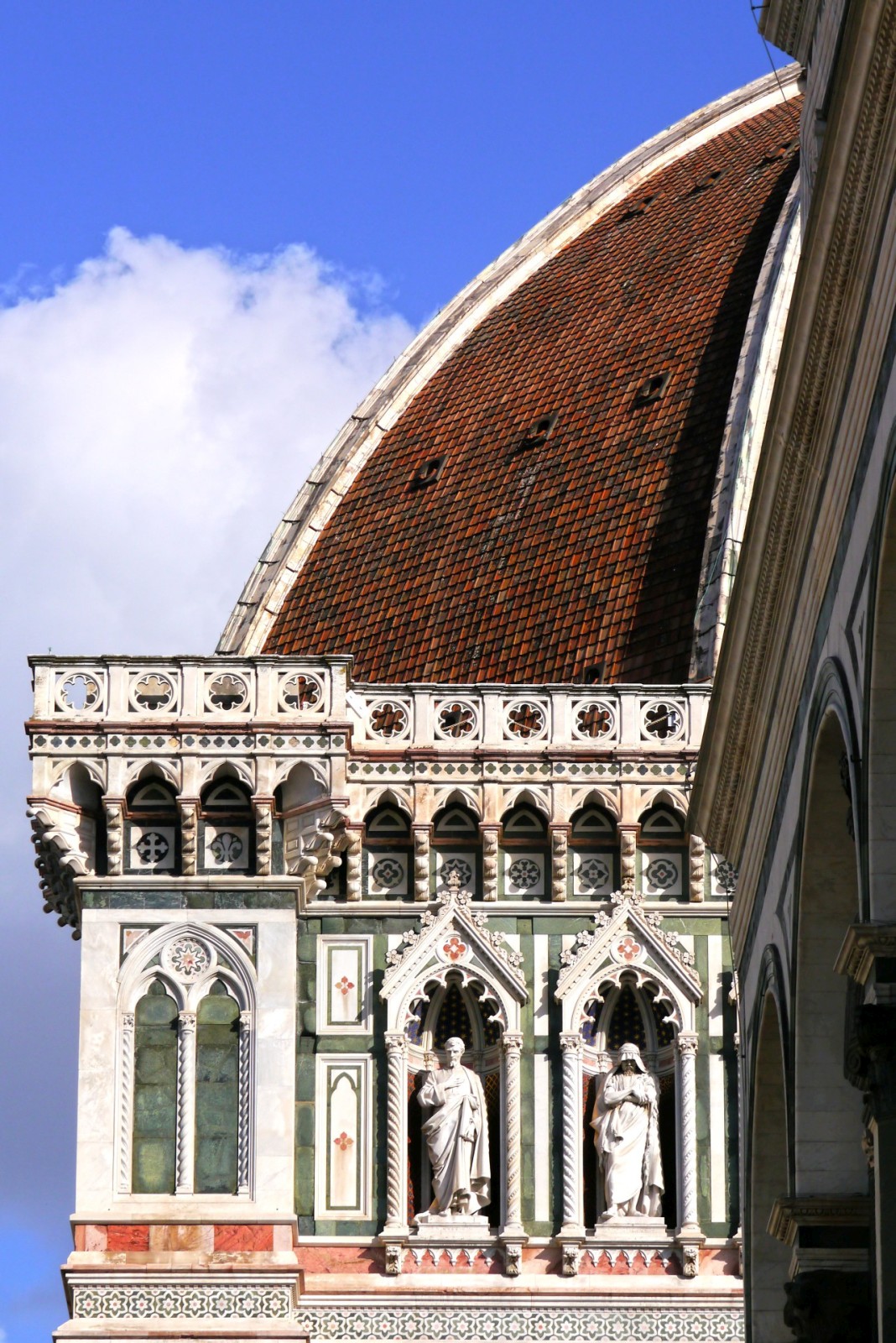 Detail der Westfassade des Domes