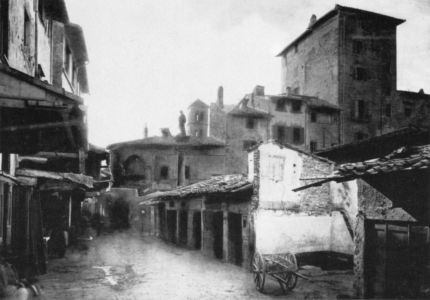 Mercato vecchio nach Beginn der Abrissarbeiten